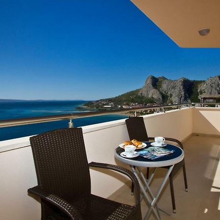 Villa Omis Michy - Family House For Big And Small Groups Екстериор снимка