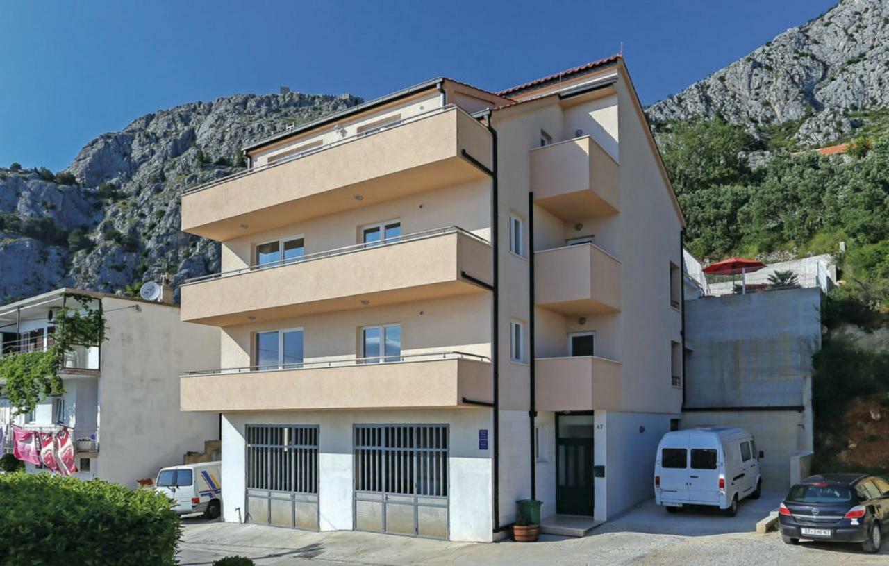 Villa Omis Michy - Family House For Big And Small Groups Екстериор снимка