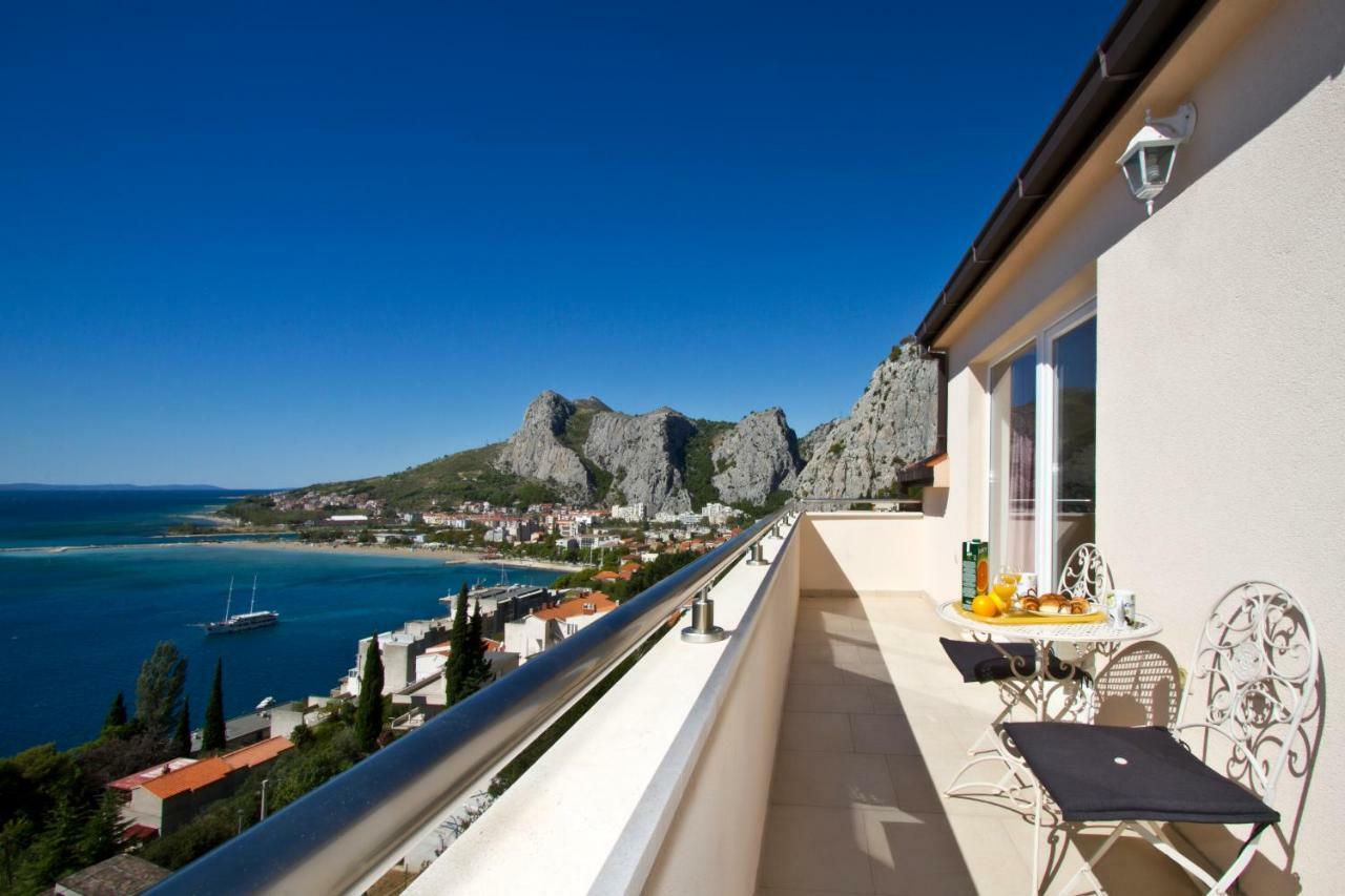 Villa Omis Michy - Family House For Big And Small Groups Екстериор снимка