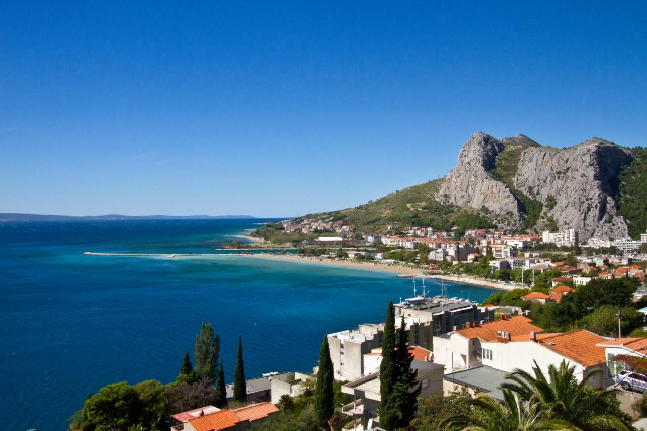 Villa Omis Michy - Family House For Big And Small Groups Екстериор снимка