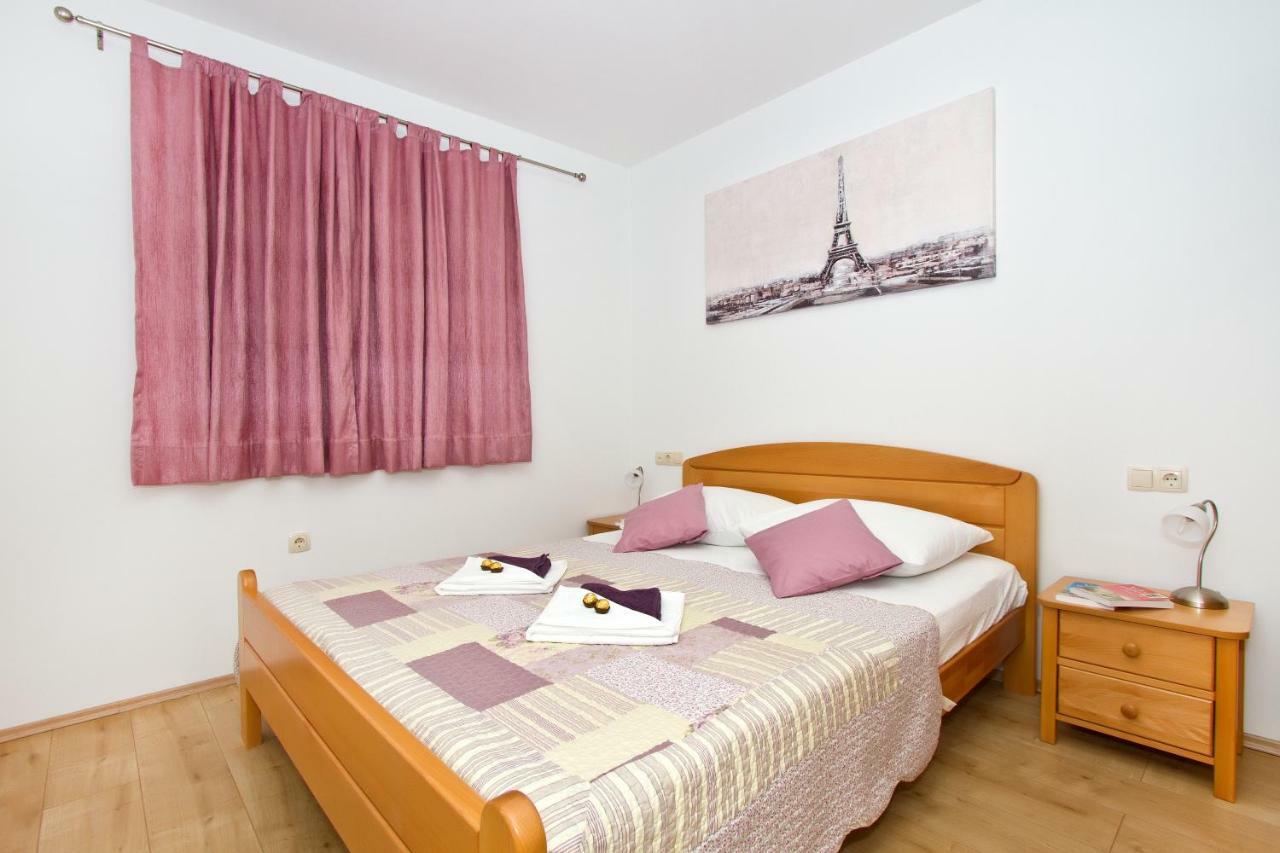 Villa Omis Michy - Family House For Big And Small Groups Екстериор снимка